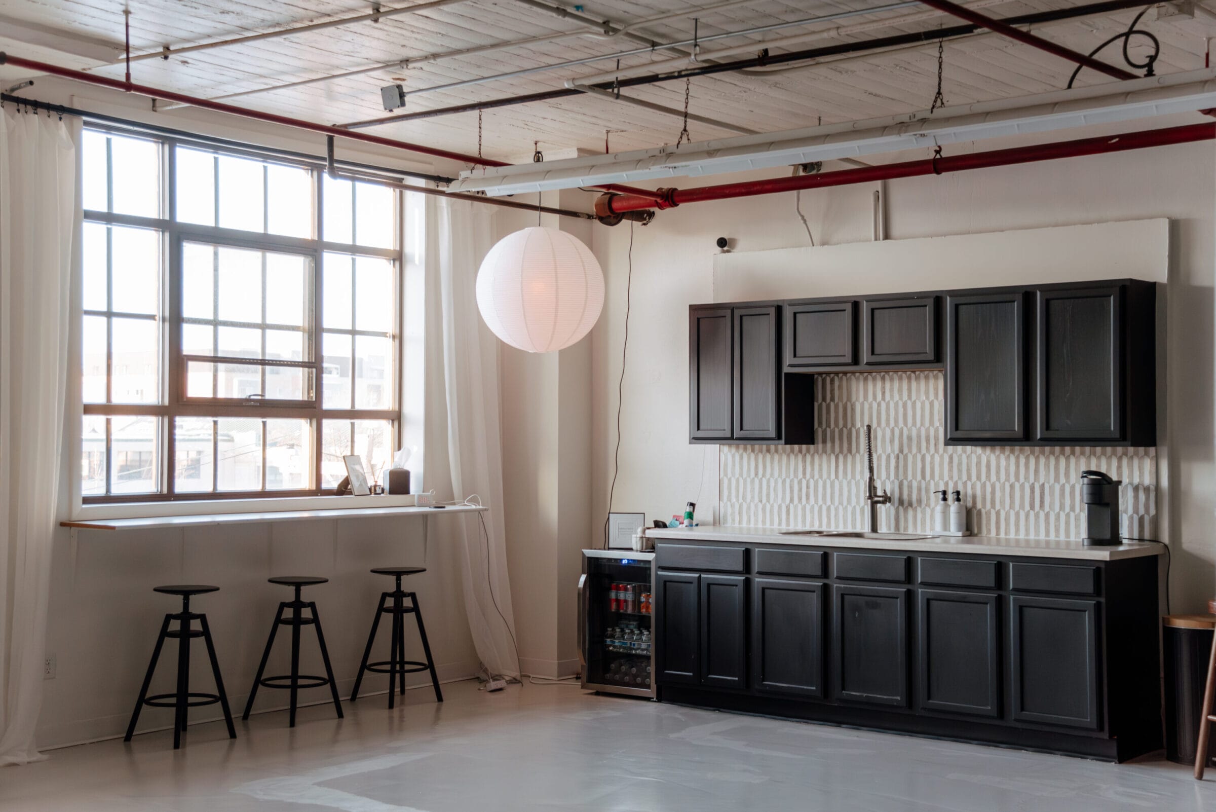 Image showcasing the kitchenette in The Dot Spot Studio